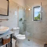 Villa Bettie Sea Views & Sunrise 3br W Pool & Privacy *