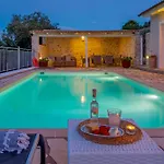 Bettie Sea Views & Sunrise 3br W Pool & Privacy Villa